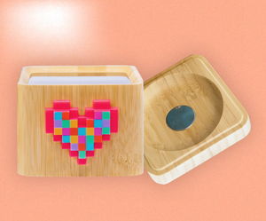 Modern Love: The Lovebox Spinning Heart Messenger – The Goods